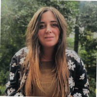 casey milligan li photo